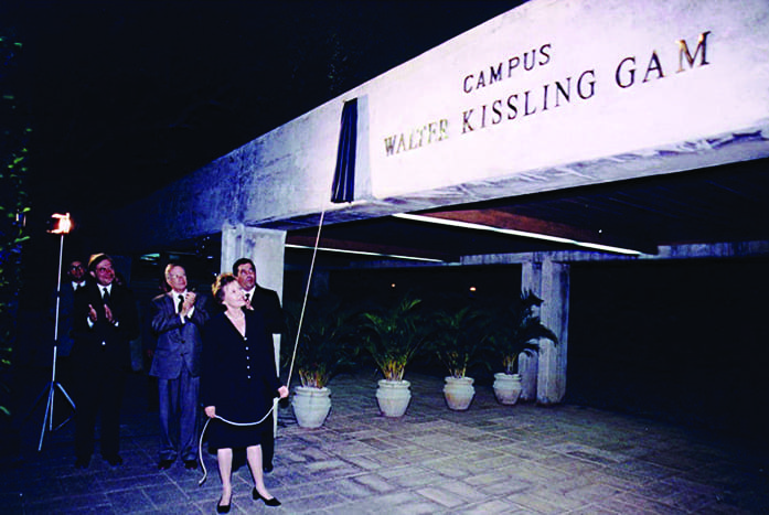 2002-inauguracion-wkg