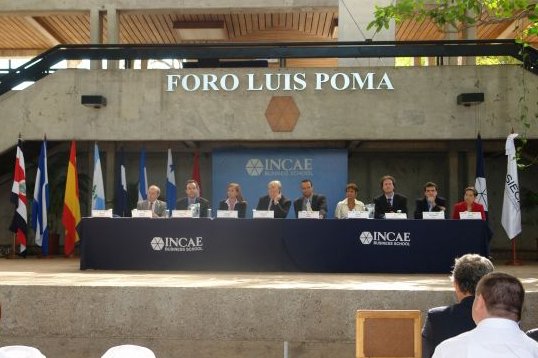 2011-foro-luis-poma