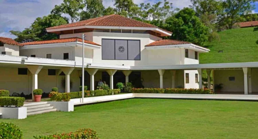 Cierre del campus de Nicaragua INCAE 2013